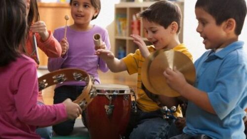 آیا موسیقی و هنر برای کودکان مفید هستند؟